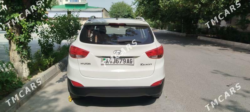 Hyundai Tucson 2011 - 200 000 TMT - Aşgabat - img 9