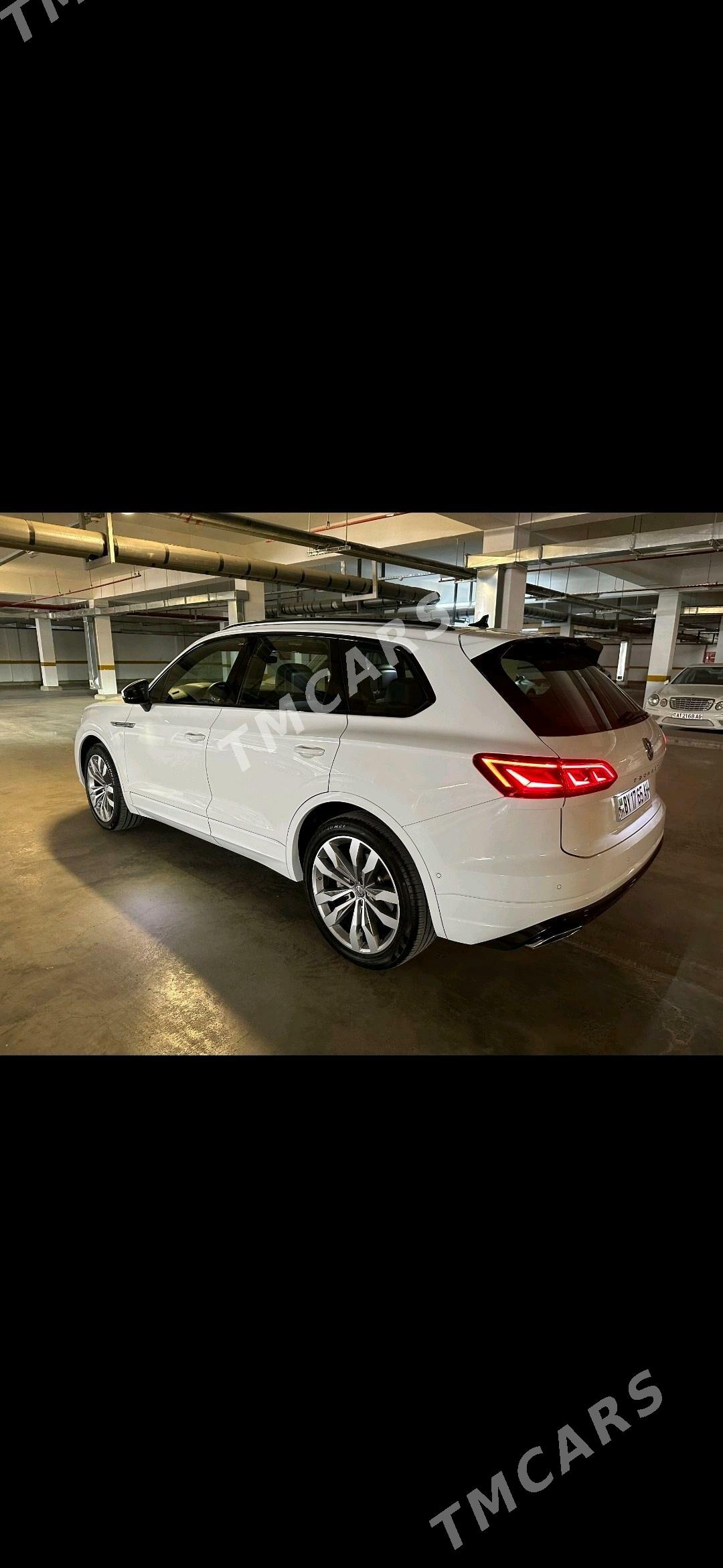 Volkswagen Touareg 2018 - 930 000 TMT - Гёкдепе - img 3