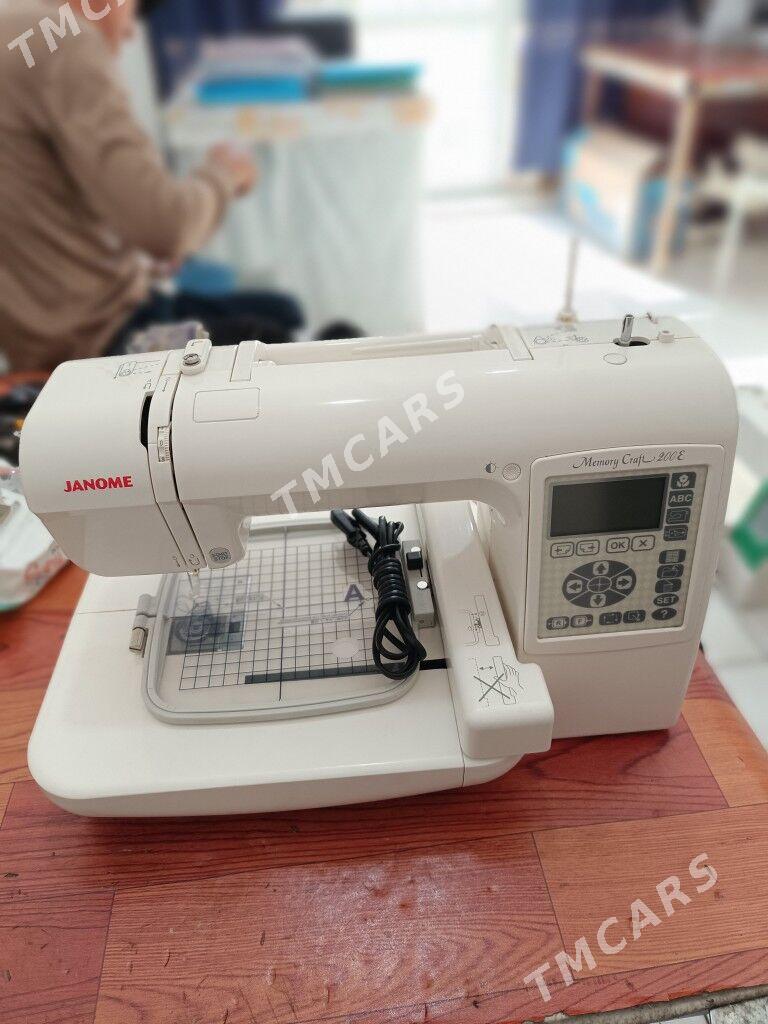 JANOME 200E - Mary - img 2