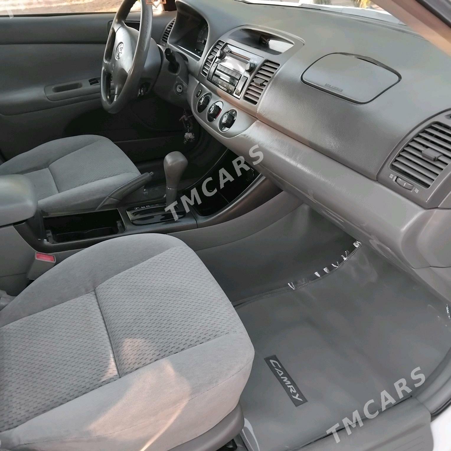 Toyota Camry 2003 - 160 000 TMT - Дашогуз - img 5
