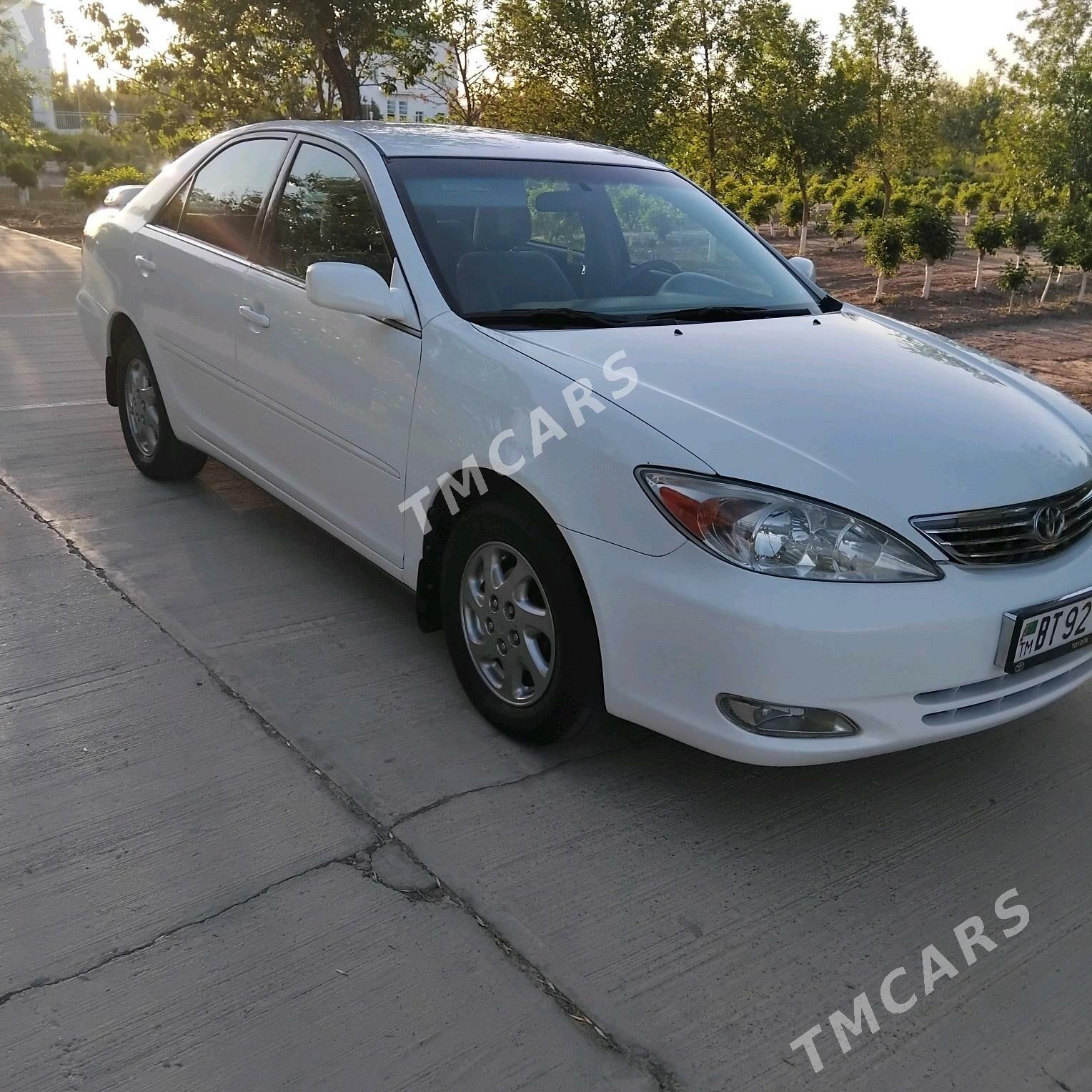 Toyota Camry 2003 - 160 000 TMT - Дашогуз - img 8