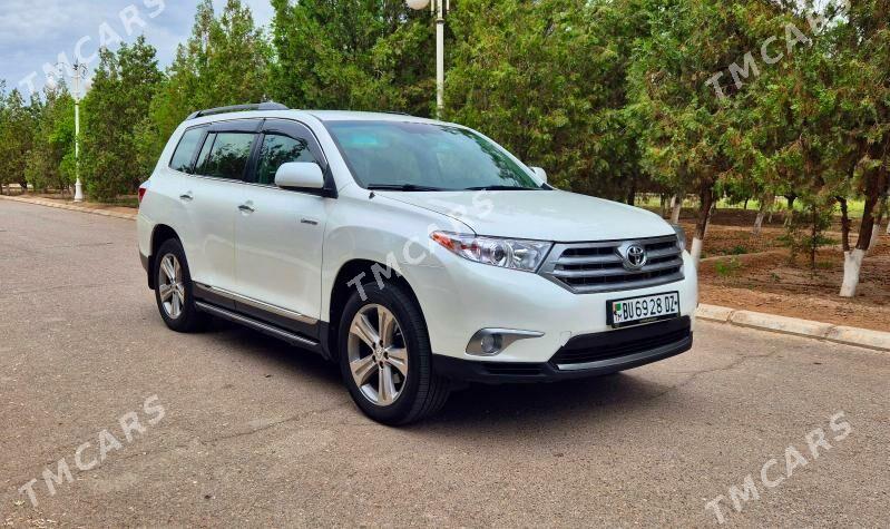 Toyota Highlander 2011 - 325 000 TMT - Daşoguz - img 10