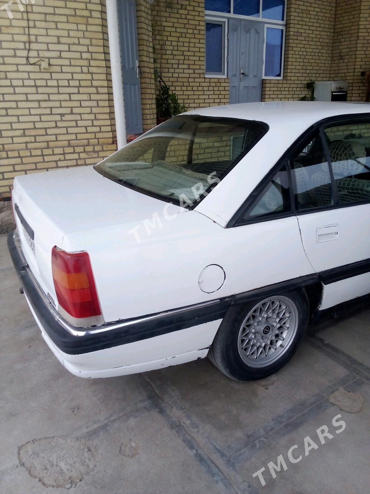 Opel Omega 1992 - 10 000 TMT - Мары - img 4