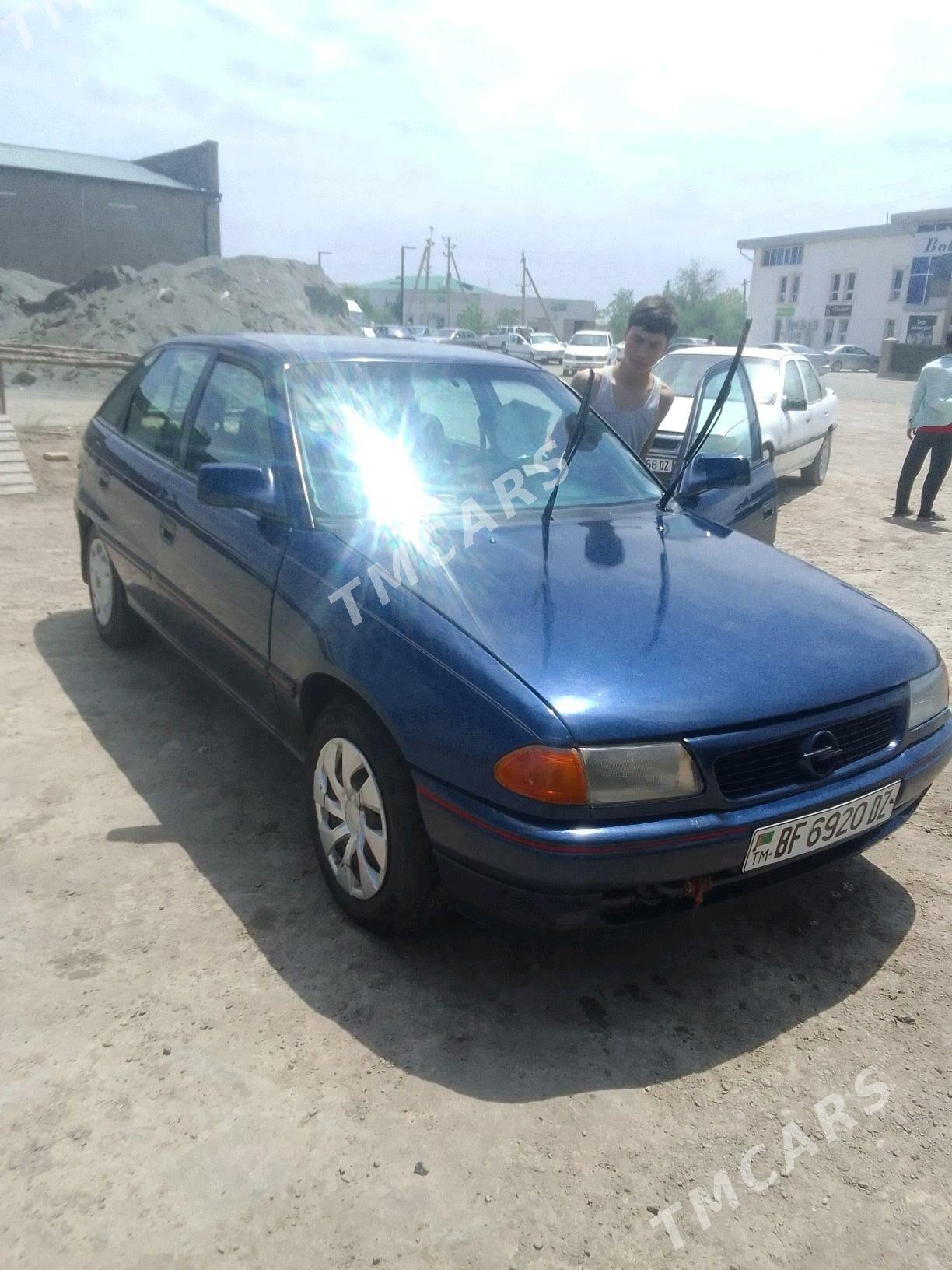 Opel Astra 1994 - 30 000 TMT - Boldumsaz - img 2