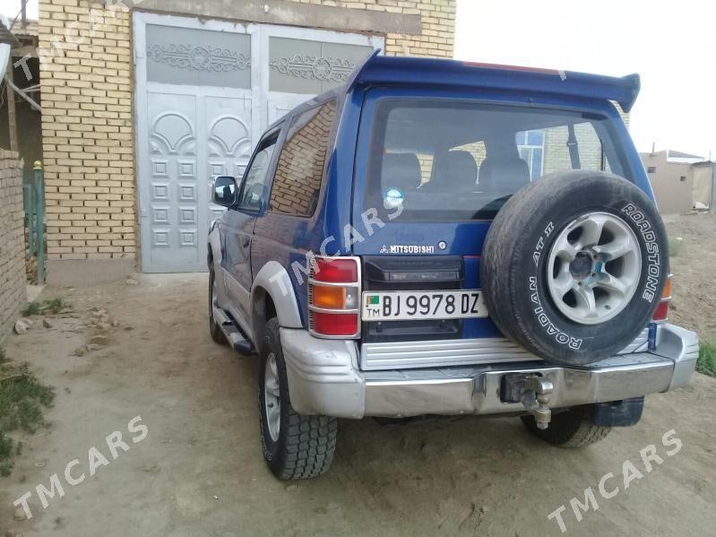 Mitsubishi Pajero 1997 - 35 000 TMT - Ruhubelent etraby - img 2