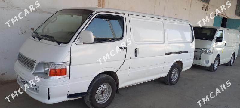 Toyota Hiace 2004 - 130 000 TMT - Мары - img 3