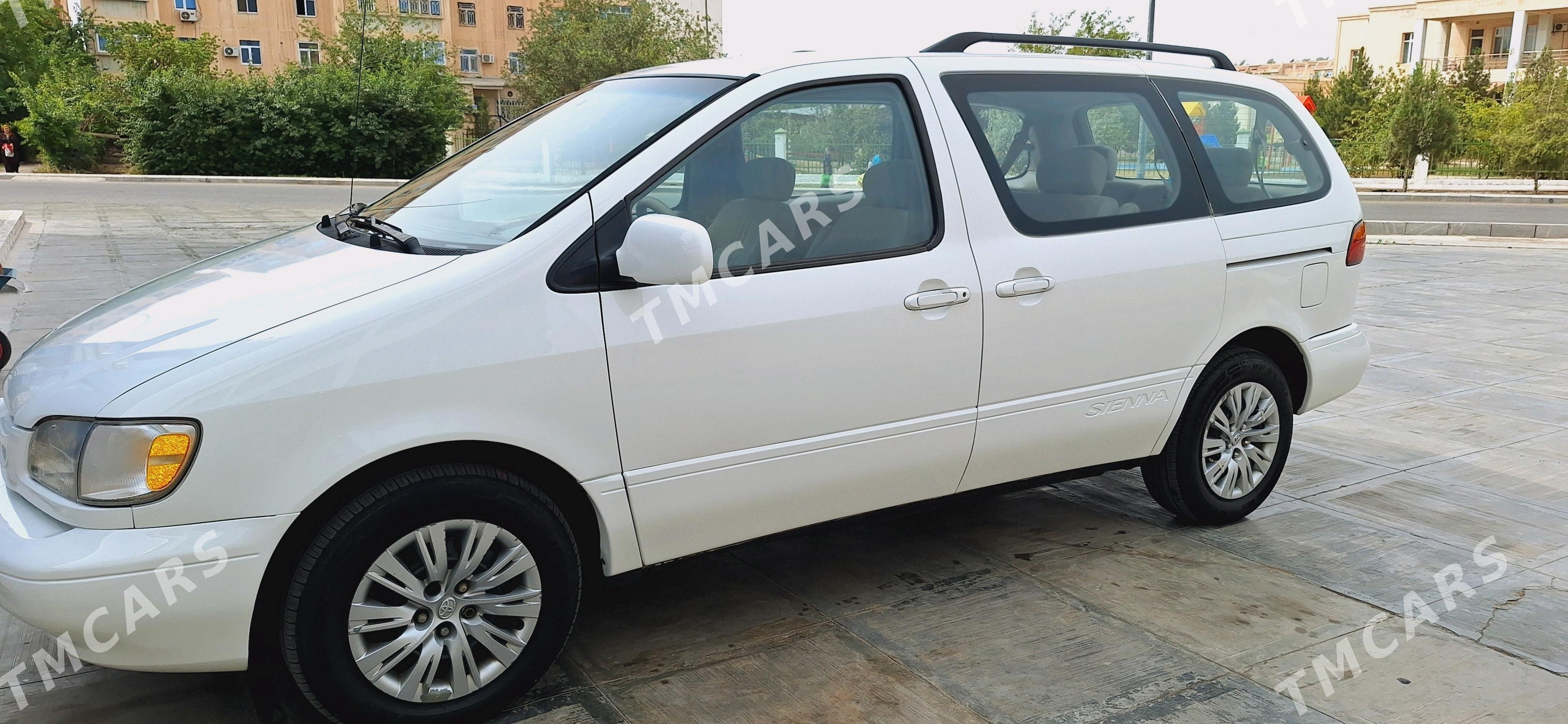 Toyota Sienna 1999 - 150 000 TMT - Mary - img 6