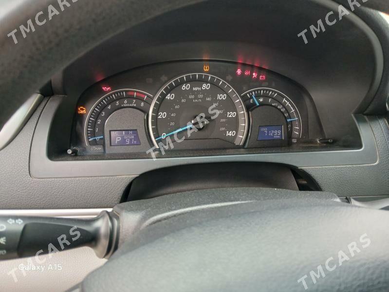 Toyota Camry 2012 - 224 000 TMT - Байрамали - img 2