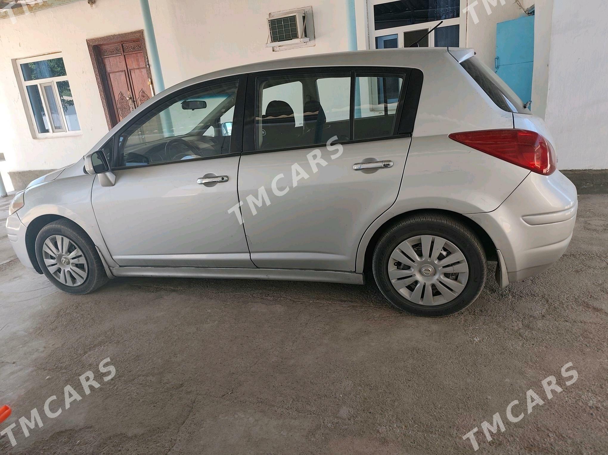 Nissan Versa 2010 - 95 000 TMT - Бабадайхан - img 2