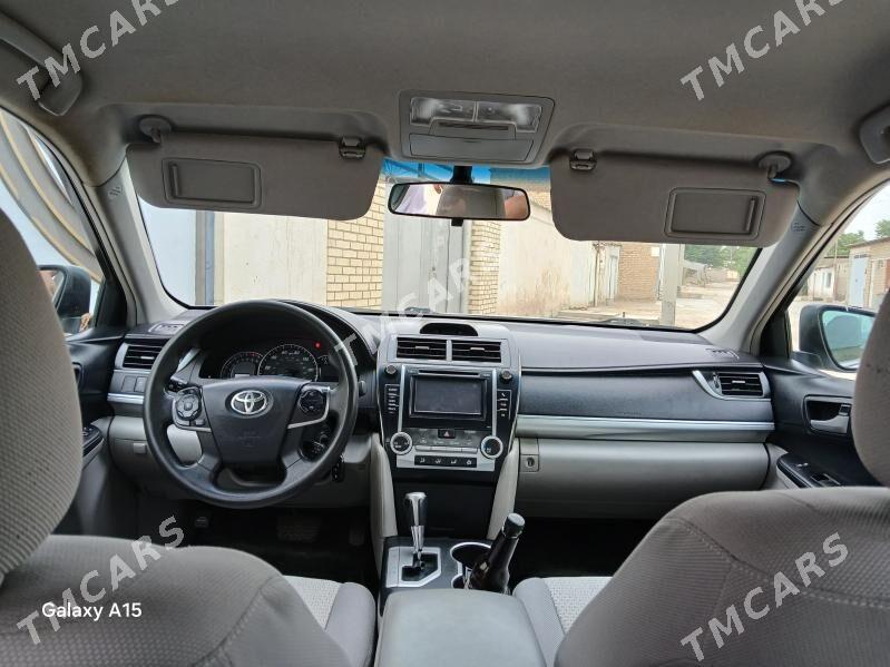 Toyota Camry 2012 - 224 000 TMT - Байрамали - img 7