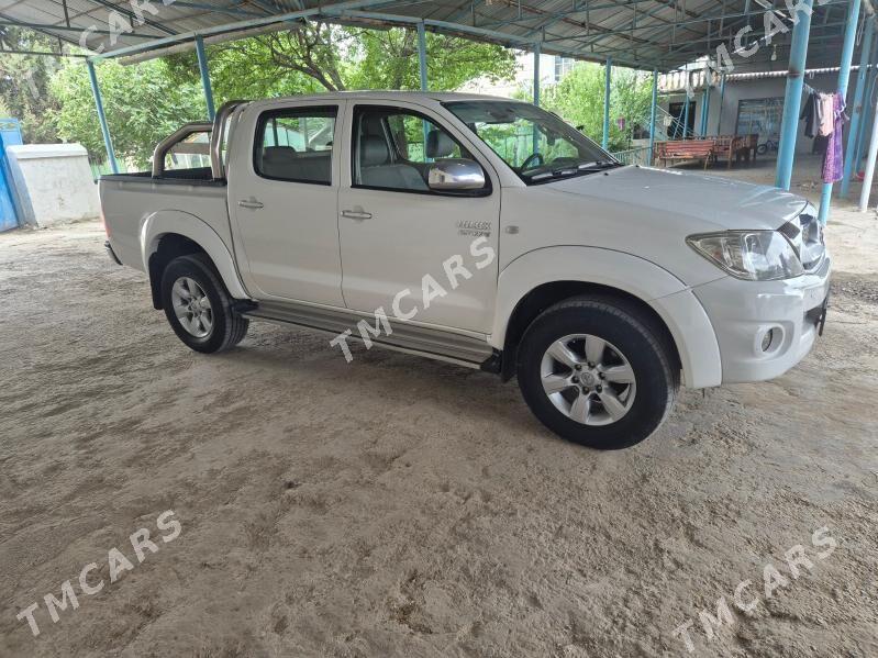 Toyota Hilux 2009 - 300 000 TMT - Ашхабад - img 3