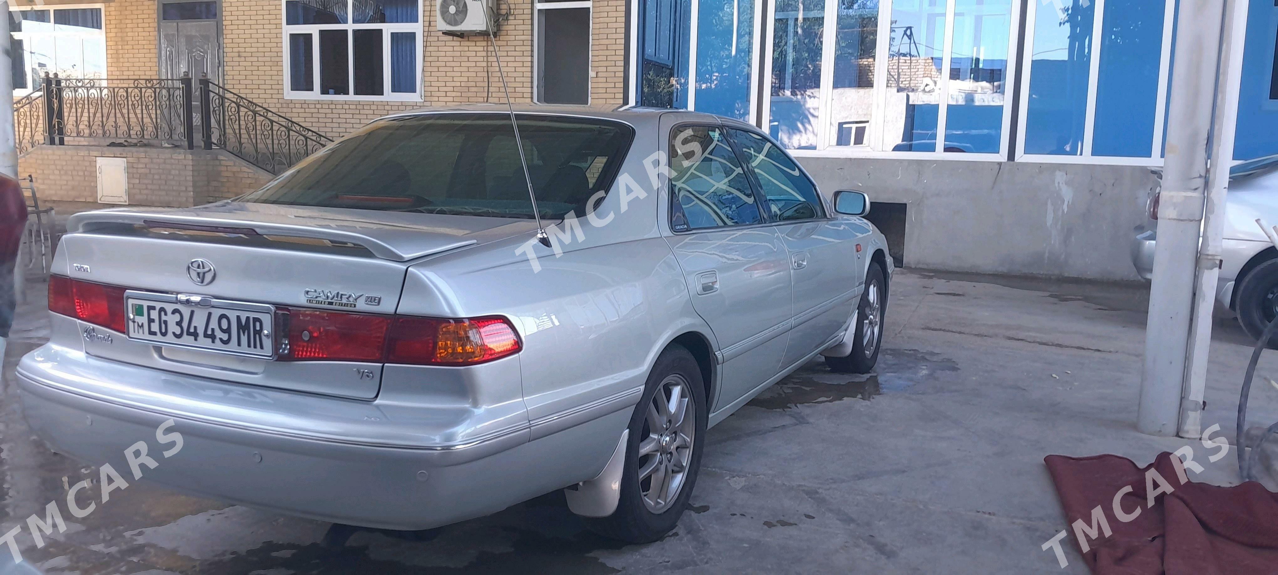 Toyota Camry 2000 - 170 000 TMT - Baýramaly - img 8
