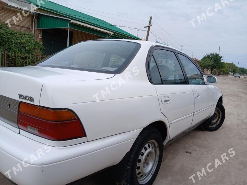 Toyota Corolla 1993 - 60 000 TMT - Кёнеургенч - img 4