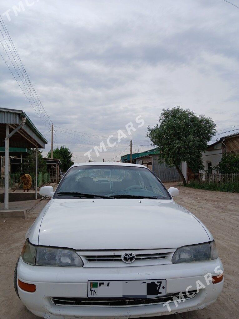 Toyota Corolla 1993 - 60 000 TMT - Кёнеургенч - img 2