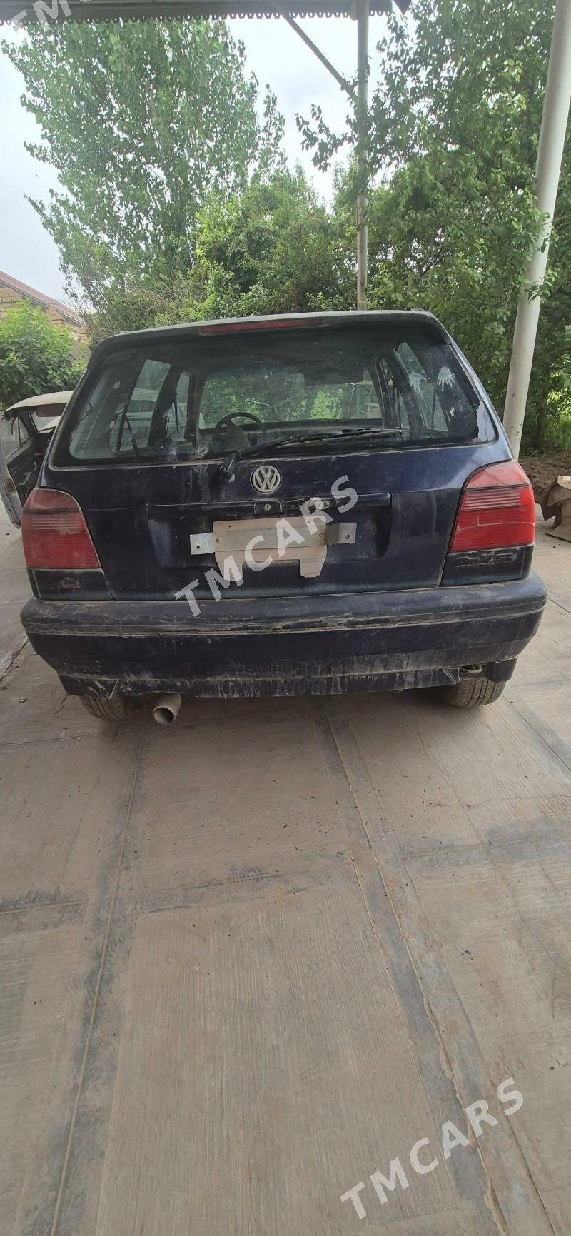 Volkswagen Golf 1994 - 30 000 TMT - Мары - img 3
