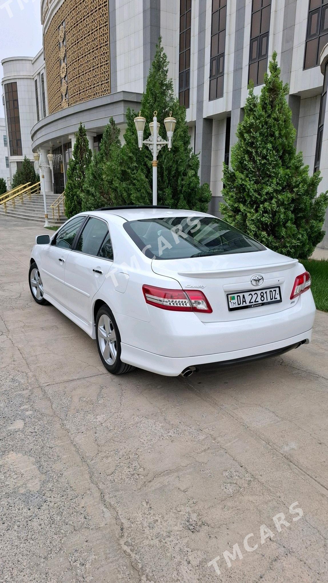 Toyota Camry 2010 - 220 000 TMT - Daşoguz - img 4