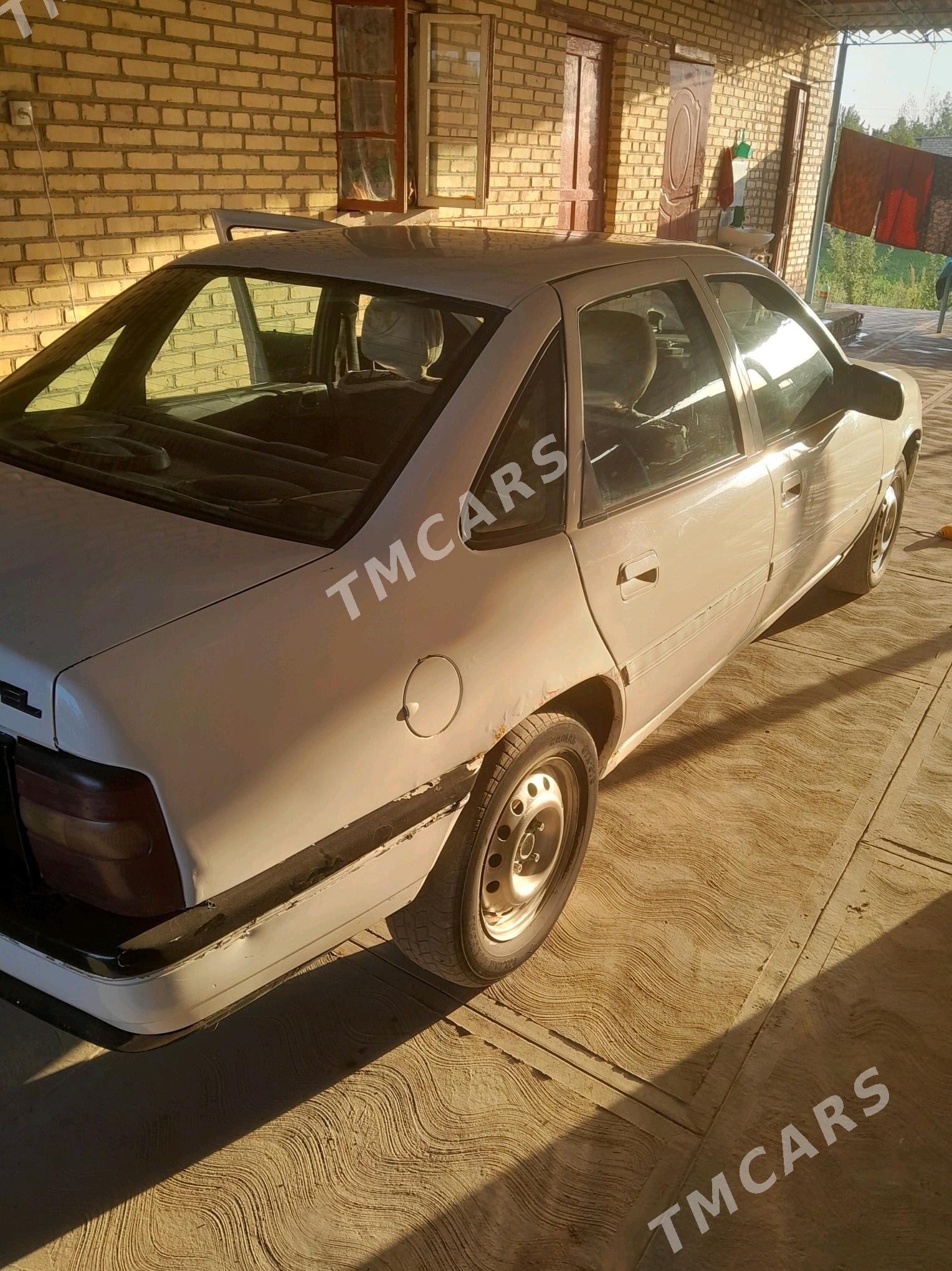 Opel Vectra 1991 - 20 000 TMT - Garabekewül - img 5