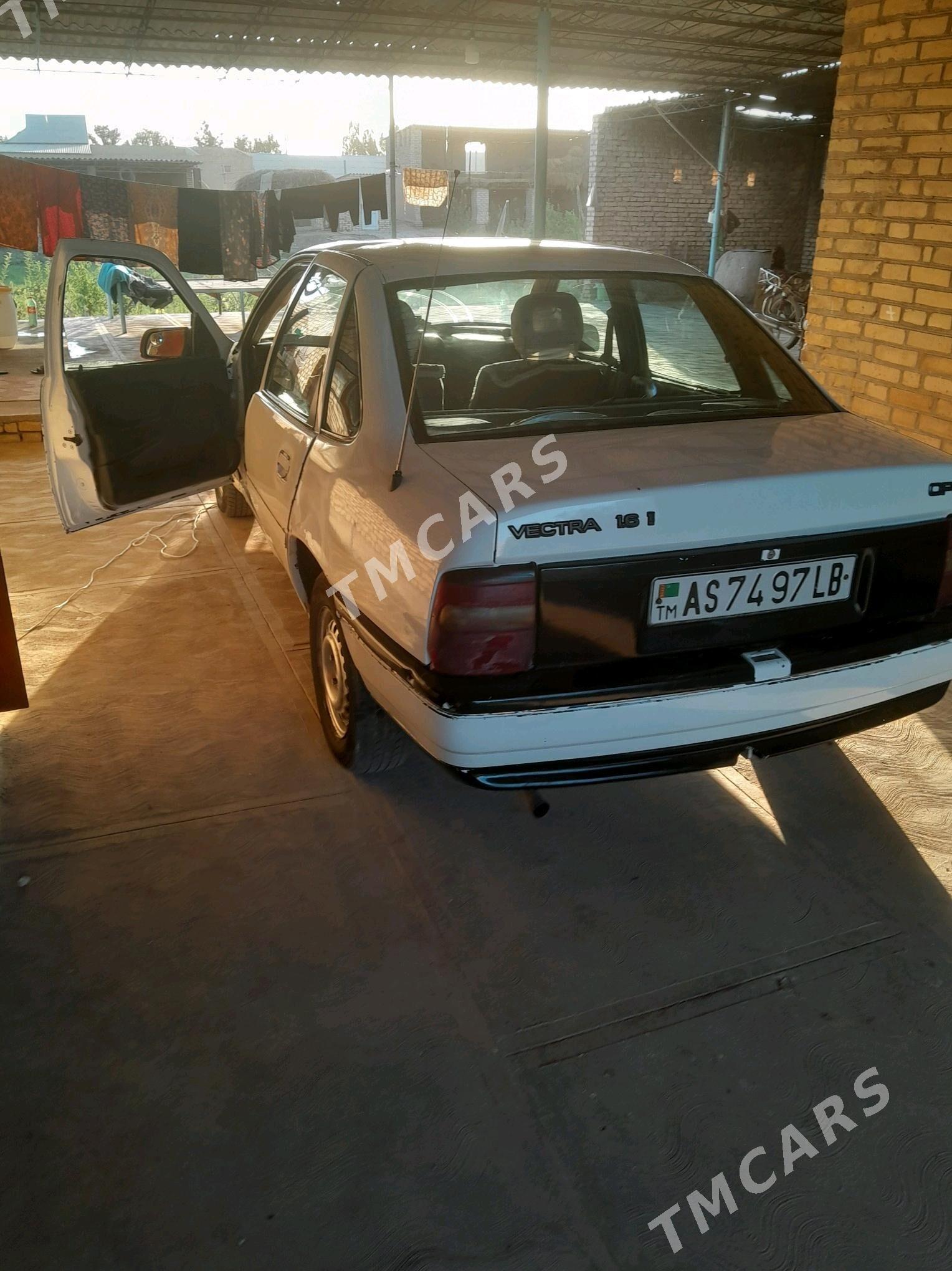 Opel Vectra 1991 - 20 000 TMT - Garabekewül - img 4