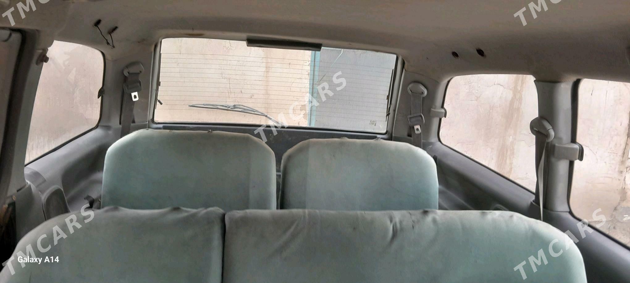 Toyota Previa 1994 - 40 000 TMT - Türkmenbaşy etr. - img 5