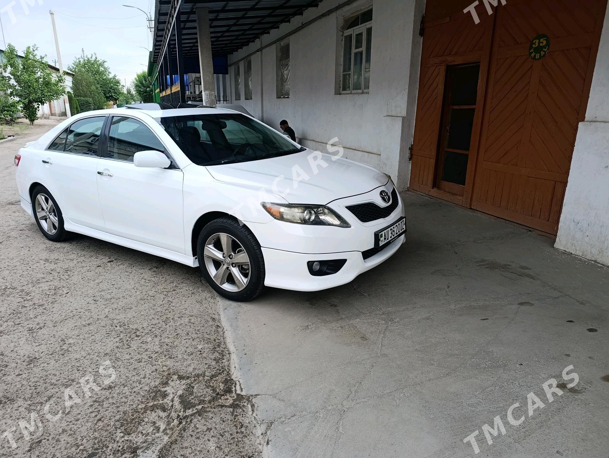 Toyota Camry 2011 - 215 000 TMT - Daşoguz - img 4