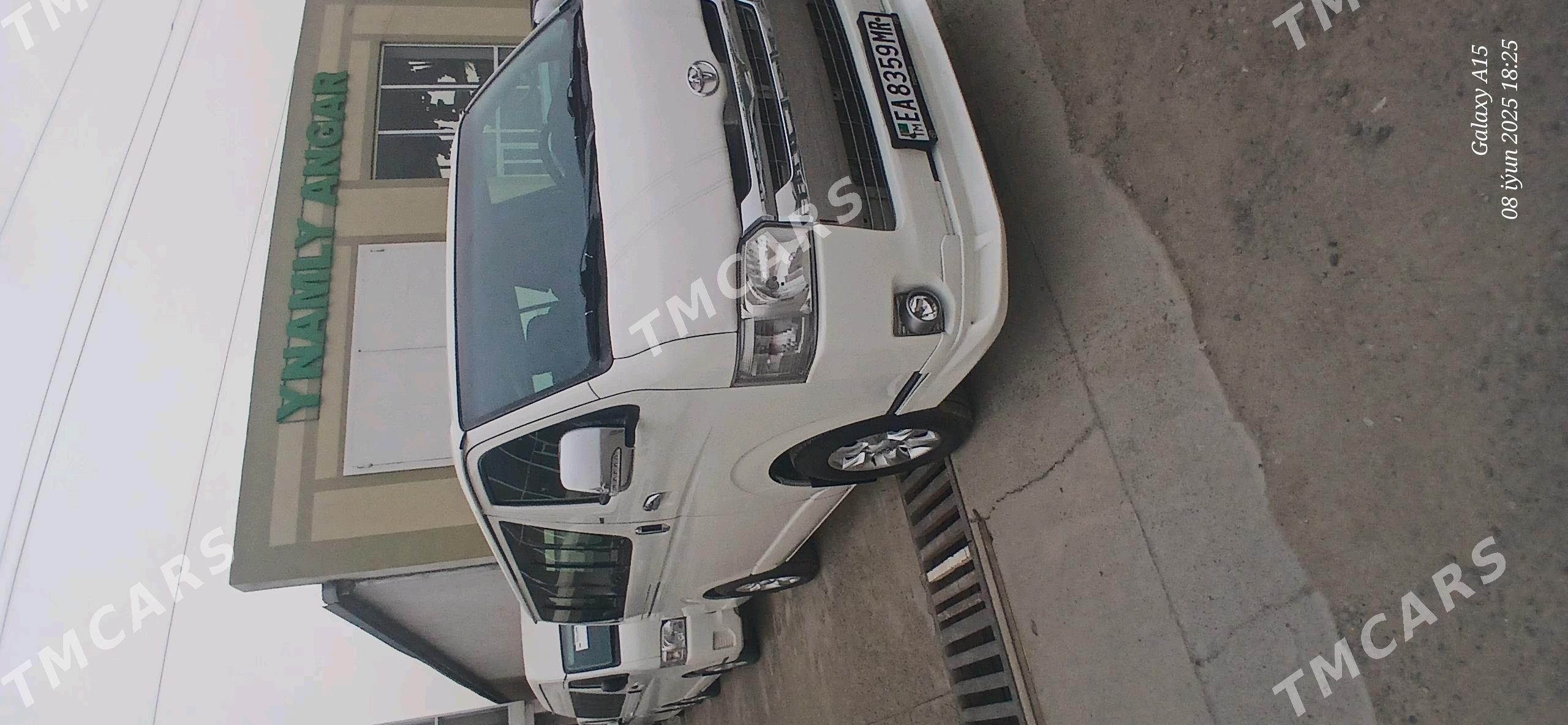 Toyota Hiace 2017 - 370 000 TMT - Mary - img 2
