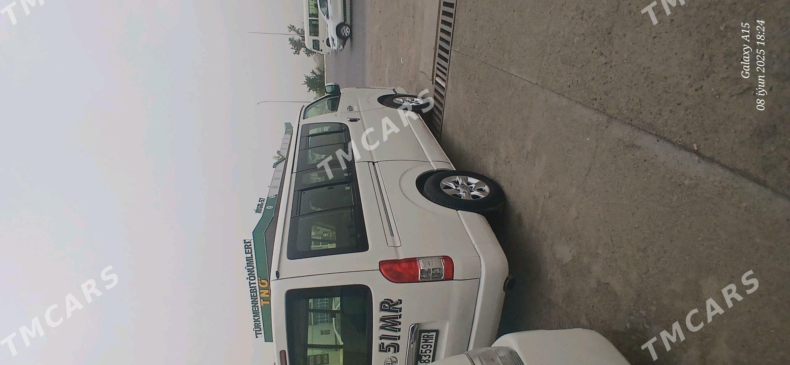 Toyota Hiace 2017 - 370 000 TMT - Mary - img 4