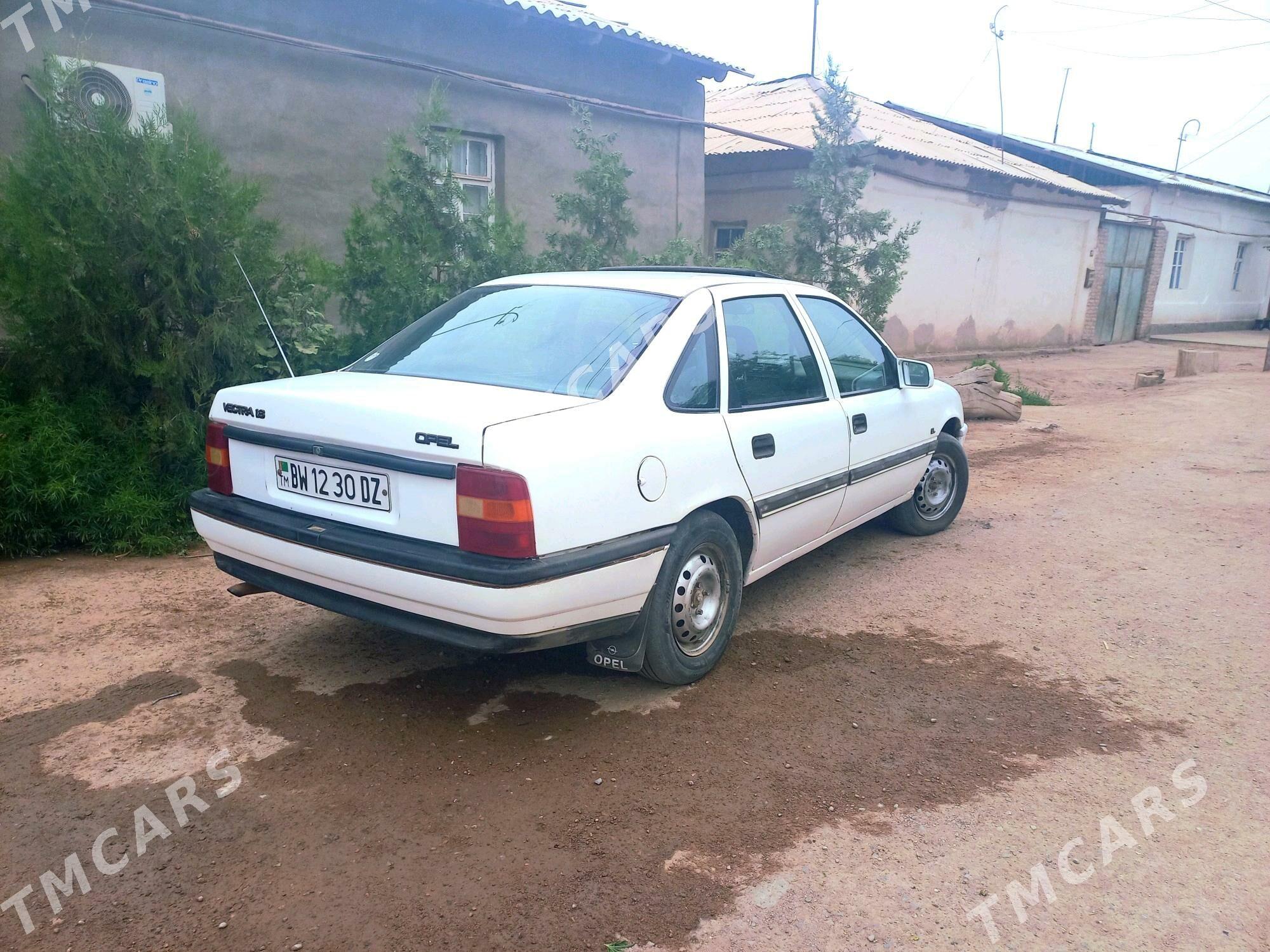 Opel Vectra 1992 - 32 000 TMT - Boldumsaz - img 2