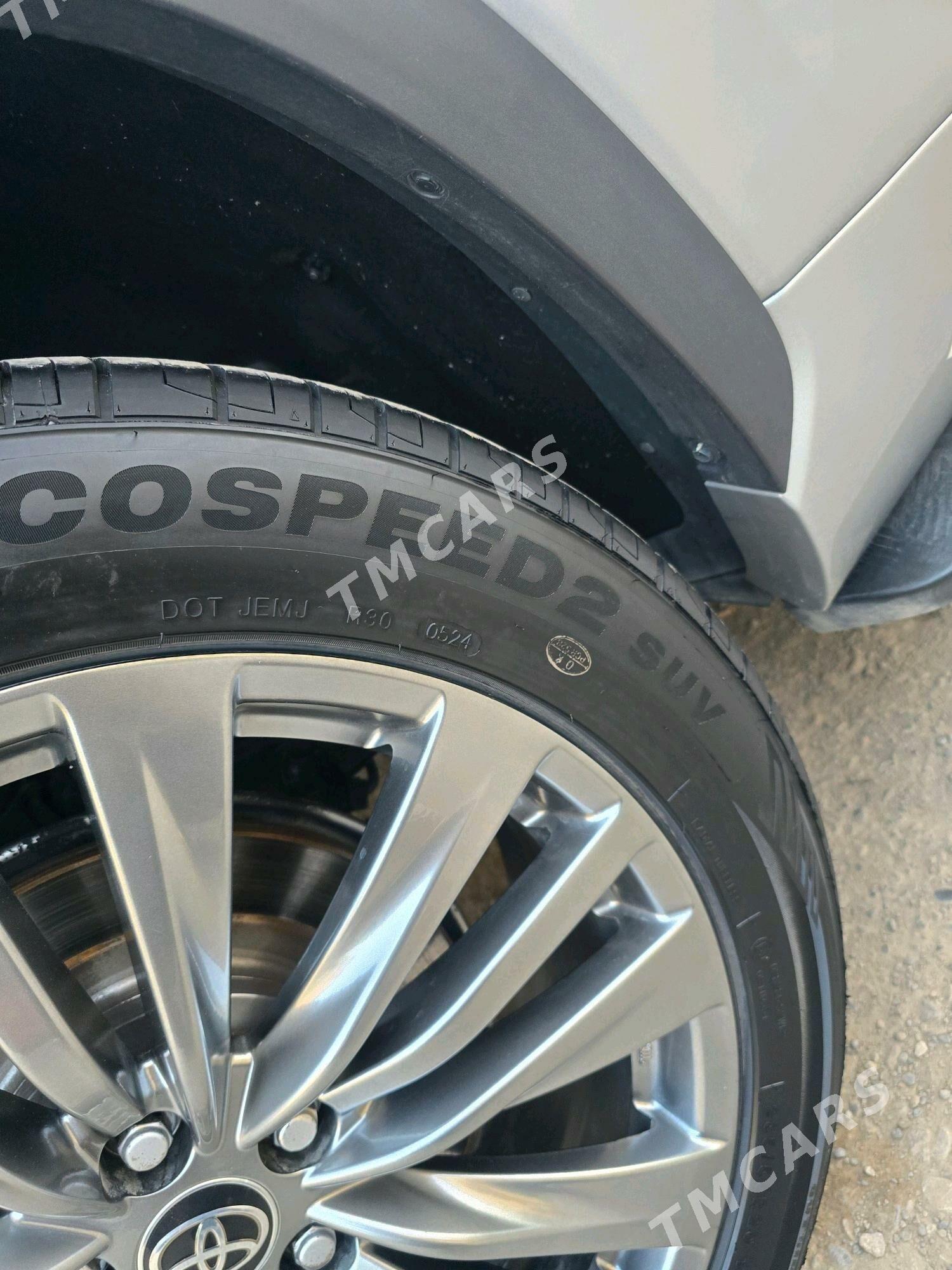 Toyota Highlander 2021 - 545 000 TMT - Мары - img 8