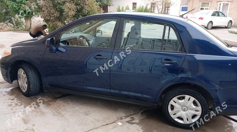 Nissan Versa 2010 - 100 000 TMT - Türkmenabat - img 2