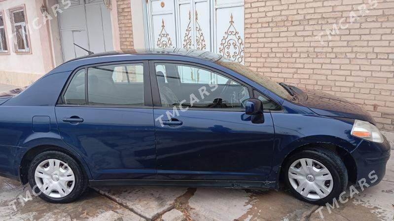 Nissan Versa 2010 - 100 000 TMT - Türkmenabat - img 4