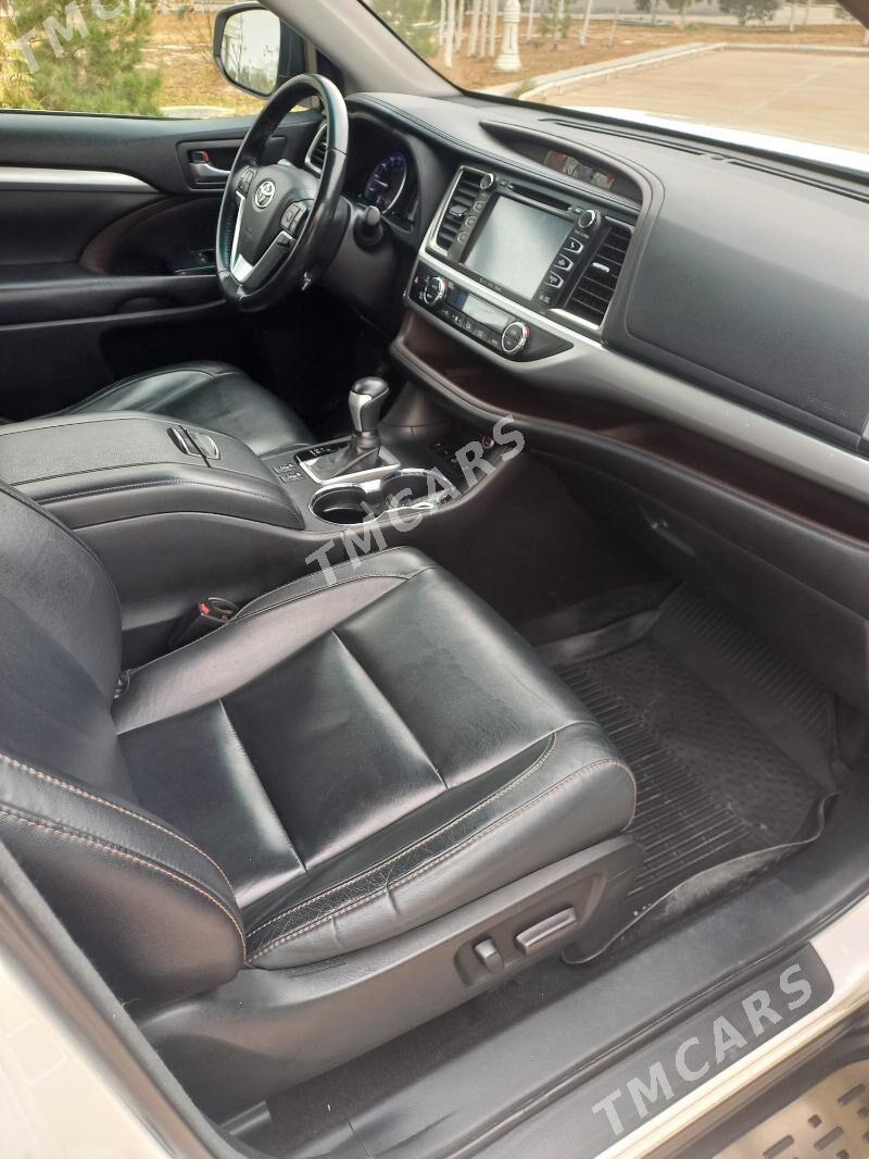 Toyota Highlander 2018 - 460 000 TMT - Balkanabat - img 9