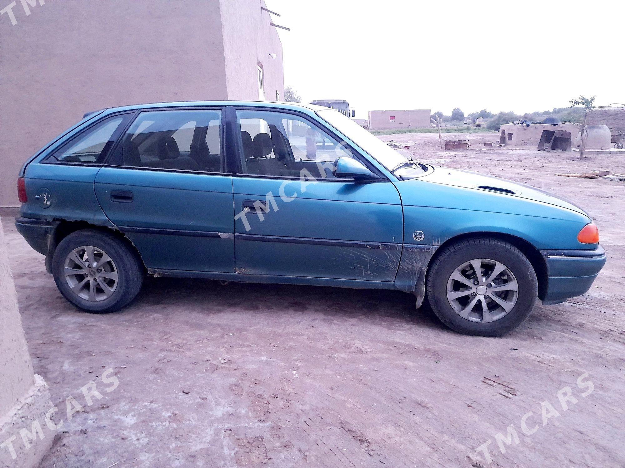 Opel Astra 1993 - 23 000 TMT - Ruhubelent etraby - img 2