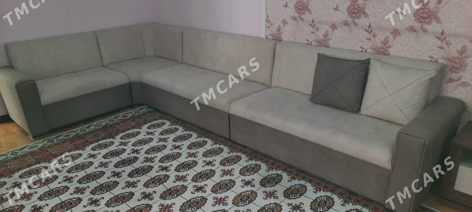 Ugolok diwan - Aşgabat - img 2