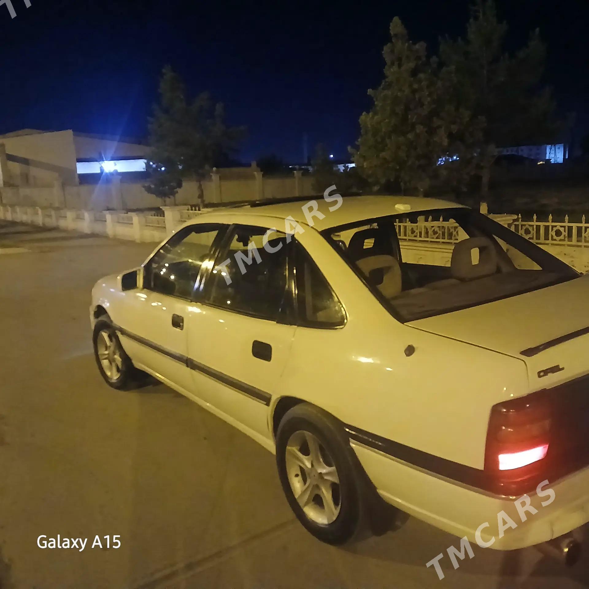 Opel Vectra 1990 - 27 000 TMT - Türkmenabat - img 4