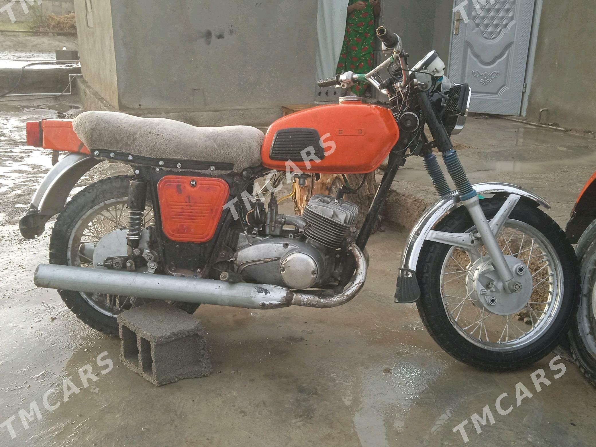 Ural 4320 2012 - 10 000 TMT - Ak bugdaý etraby - img 2