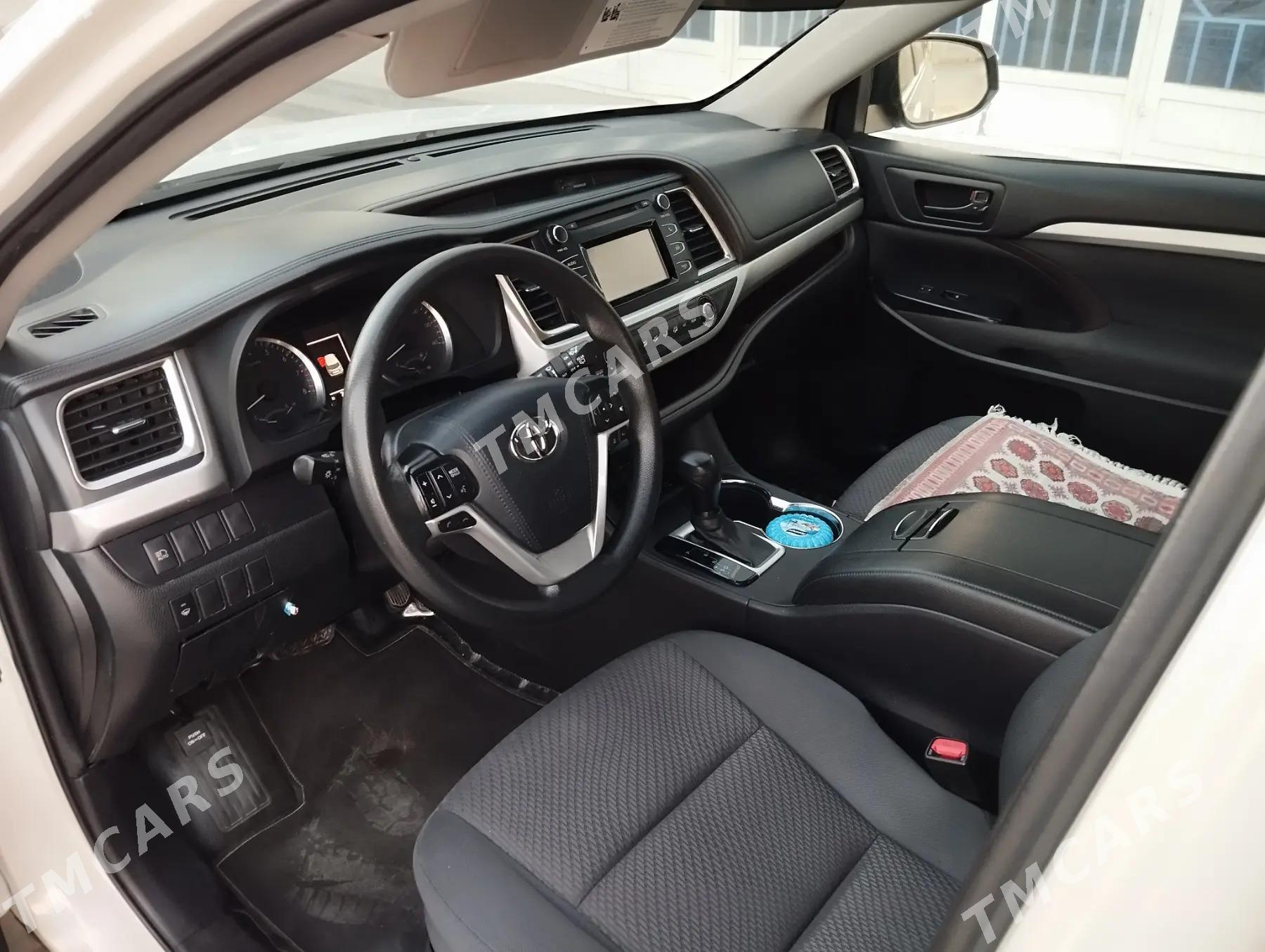 Toyota Highlander 2019 - 330 000 TMT - Мары - img 6