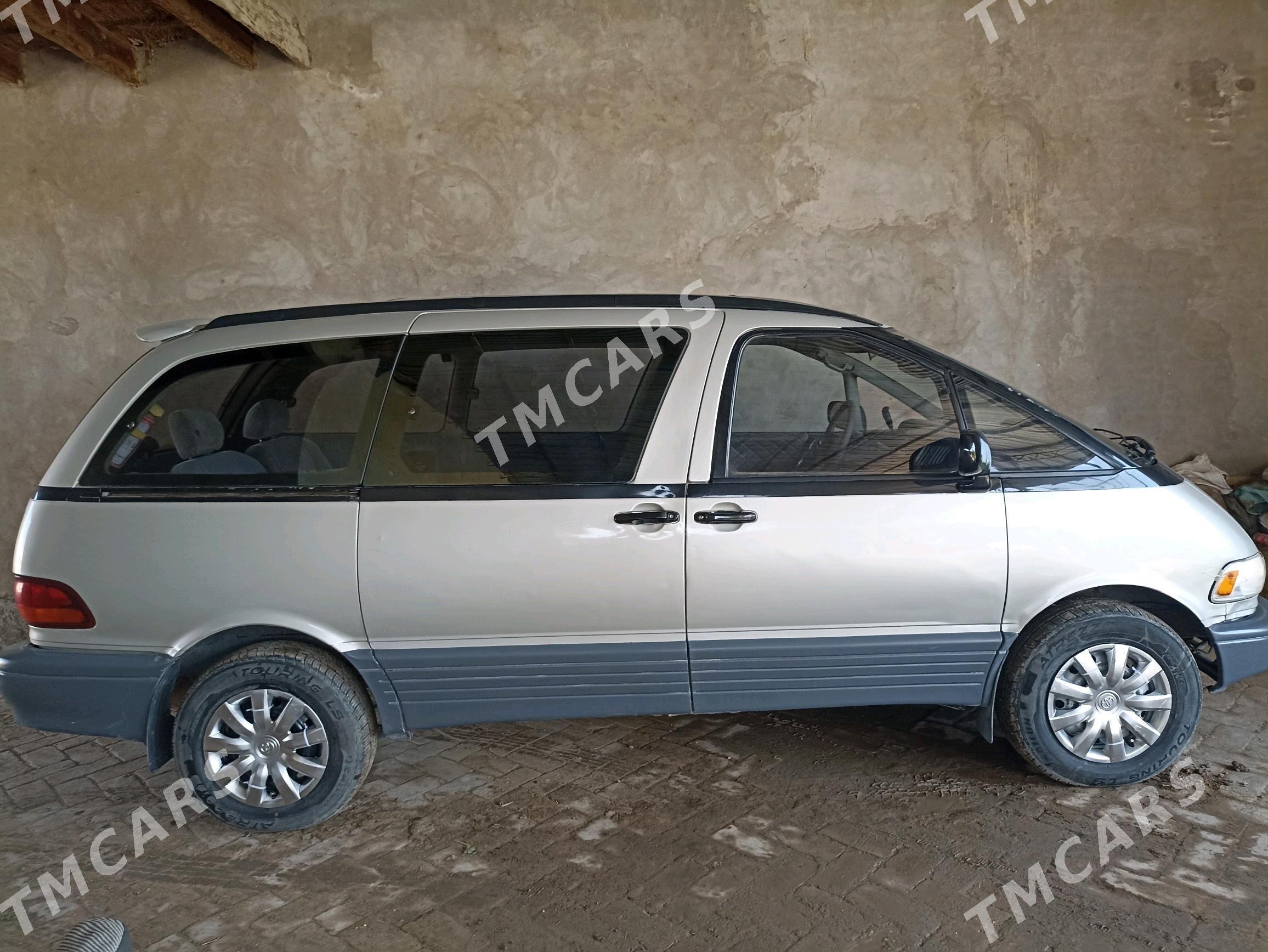 Toyota Previa 1993 - 83 000 TMT - Халач - img 8