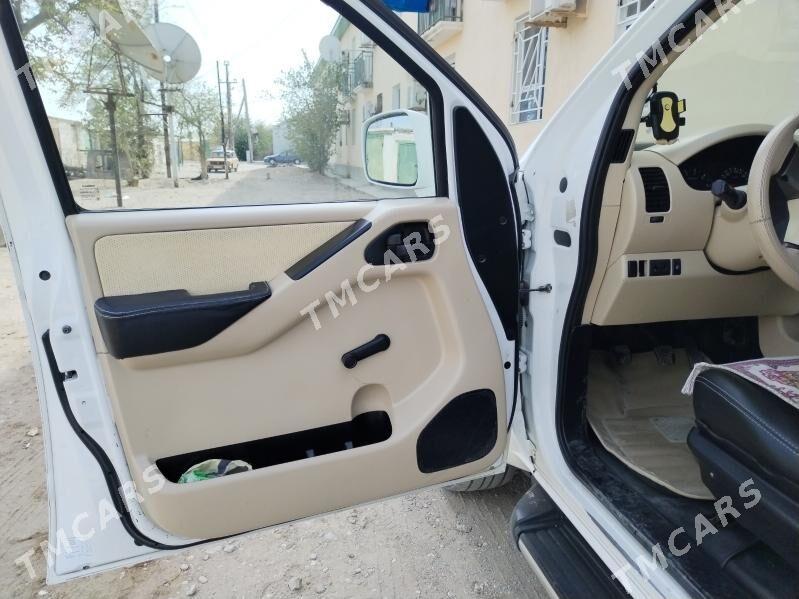 Nissan Navara 2012 - 140 000 TMT - Balkanabat - img 4