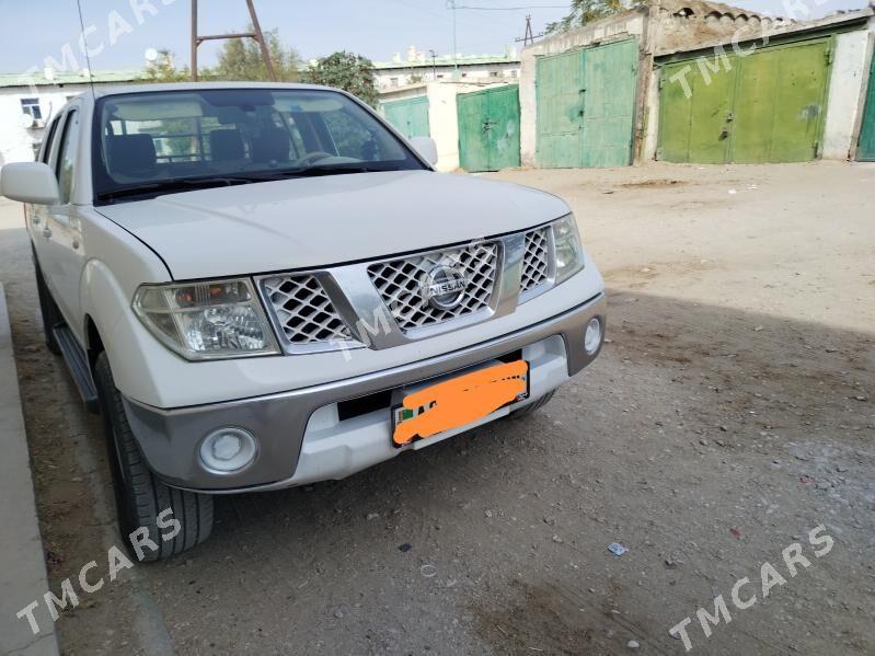 Nissan Navara 2012 - 140 000 TMT - Balkanabat - img 7