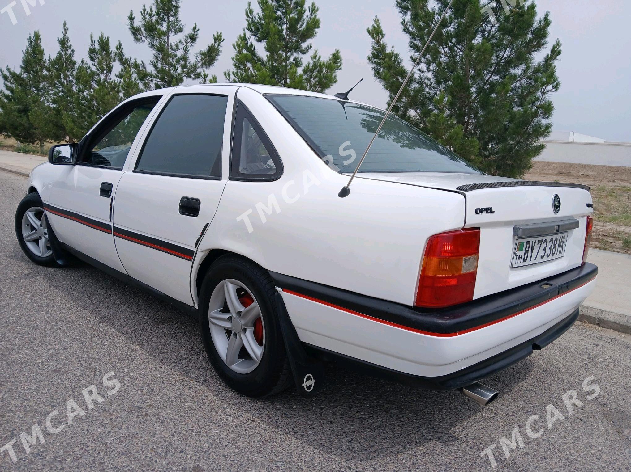 Opel Vectra 1991 - 35 000 TMT - Мары - img 4