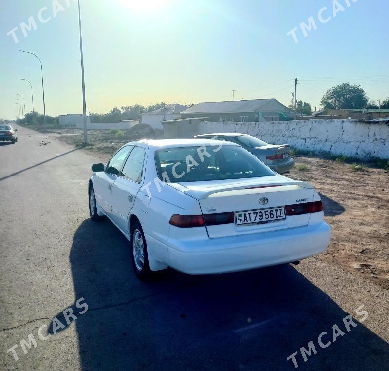 Toyota Camry 1999 - 135 000 TMT - Boldumsaz - img 3