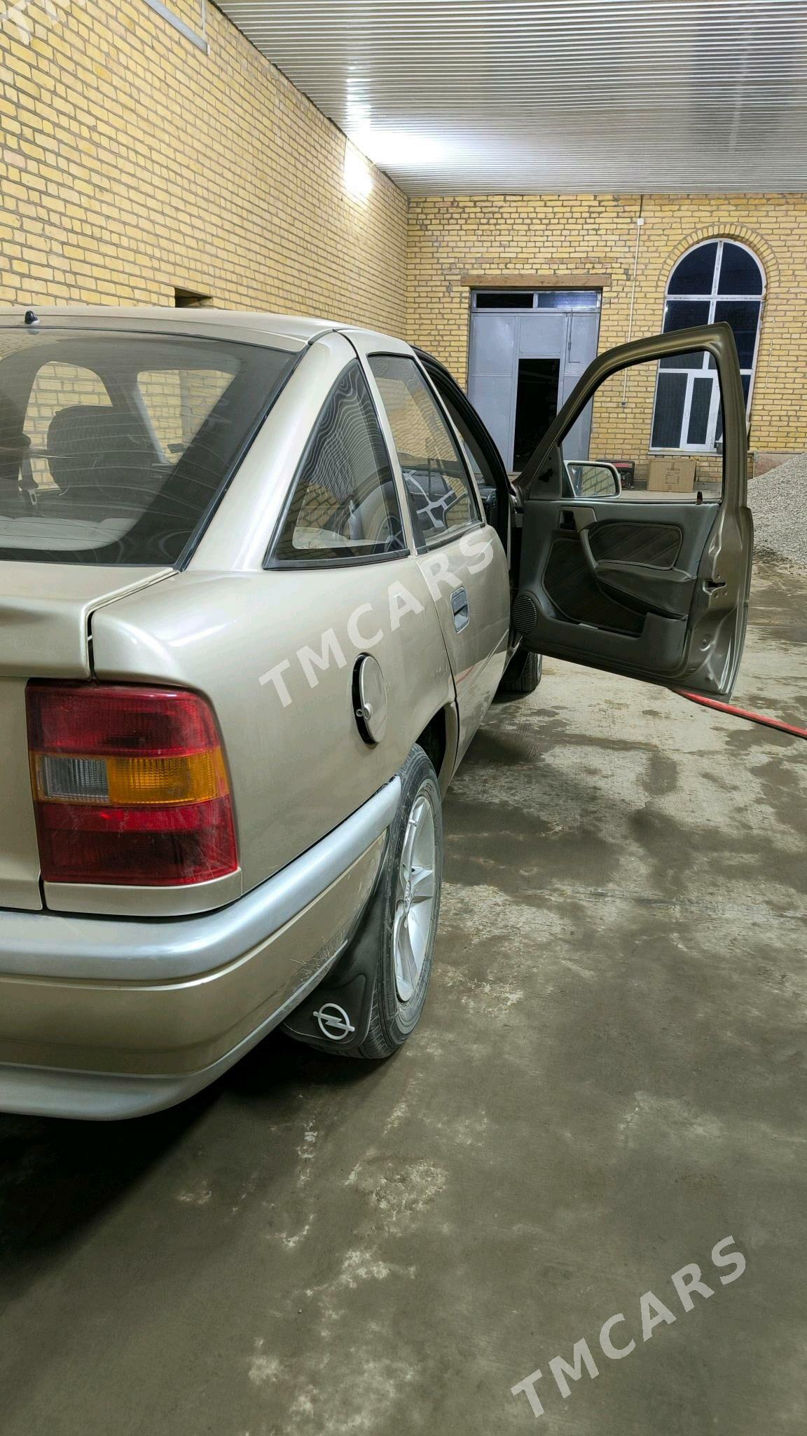 Opel Vectra 1990 - 32 000 TMT - Türkmenabat - img 8