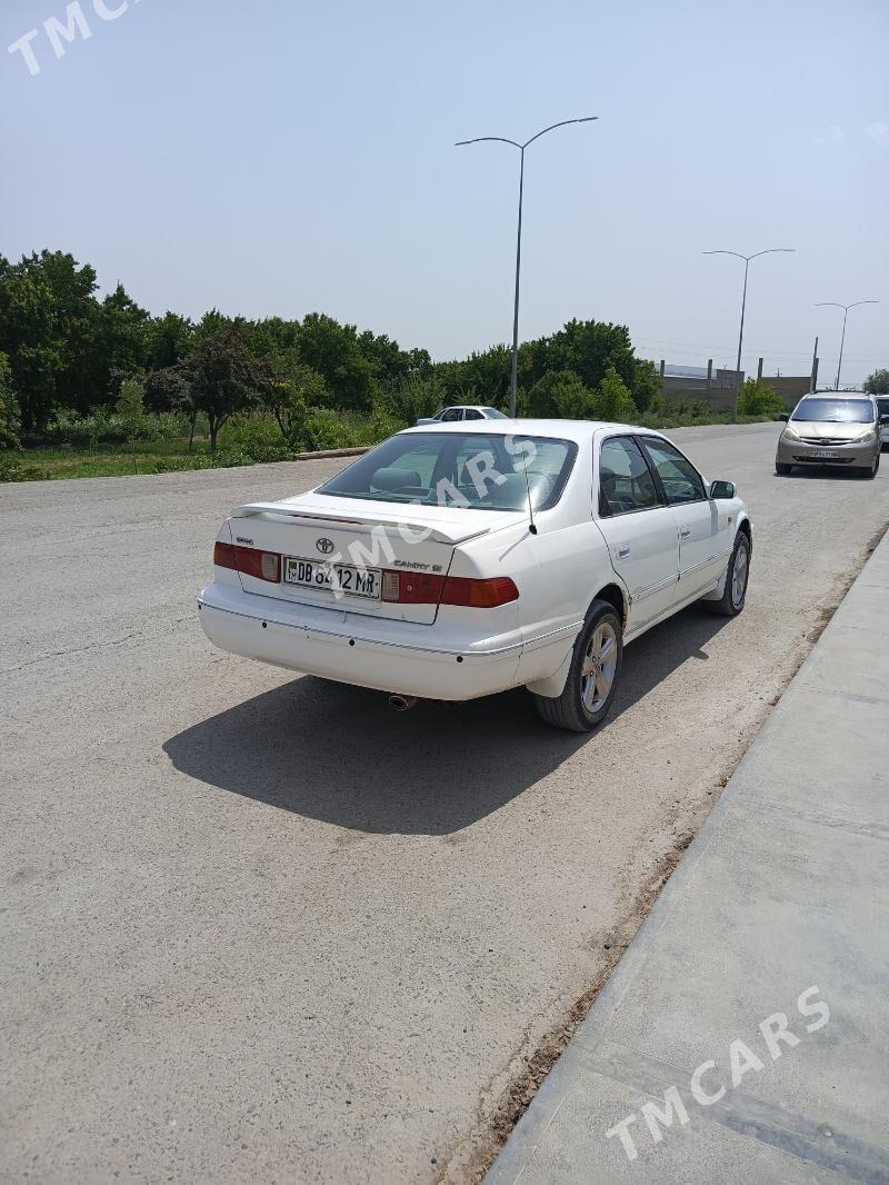 Toyota Camry 2000 - 93 000 TMT - Байрамали - img 3