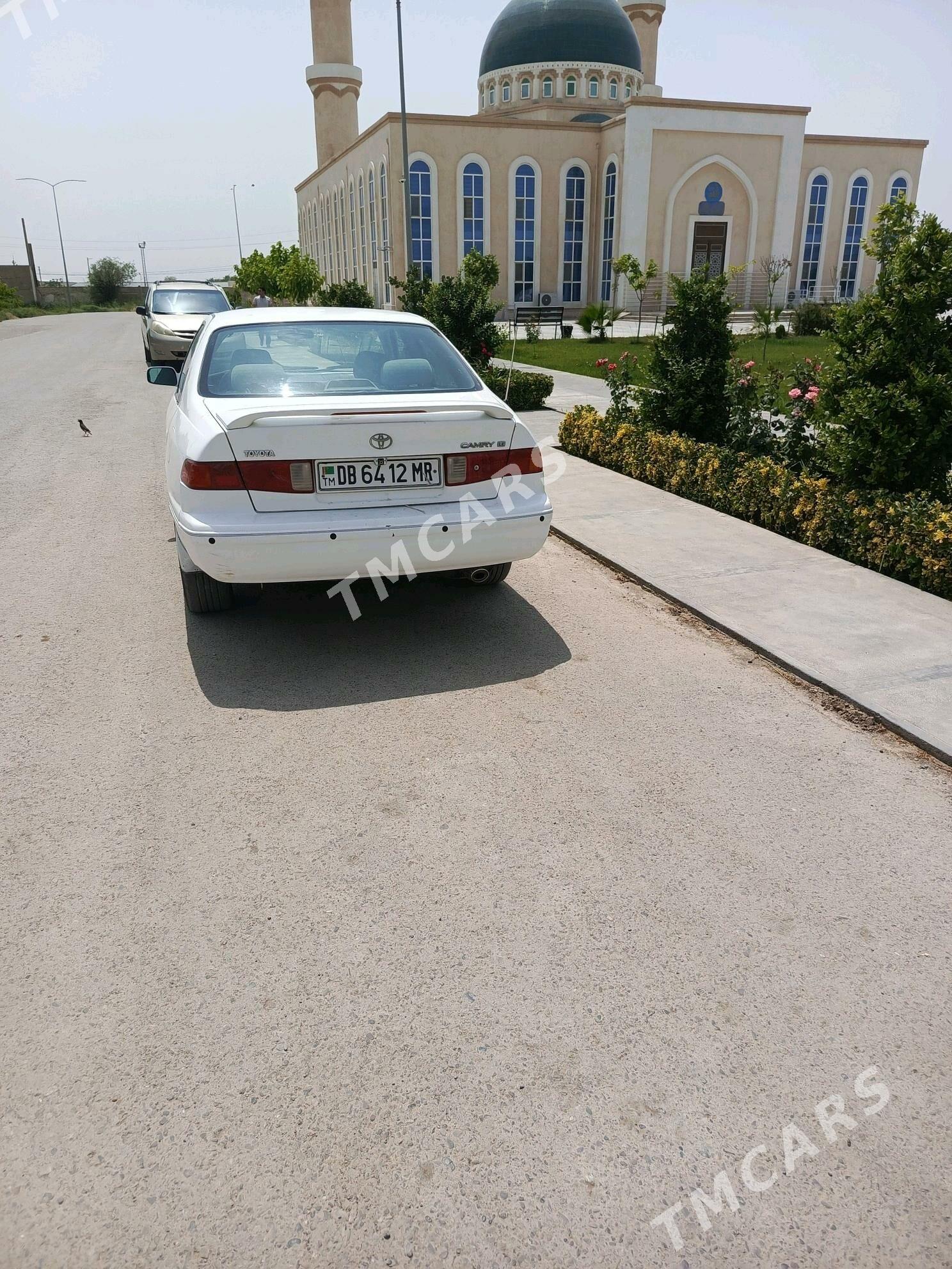 Toyota Camry 2000 - 93 000 TMT - Байрамали - img 5