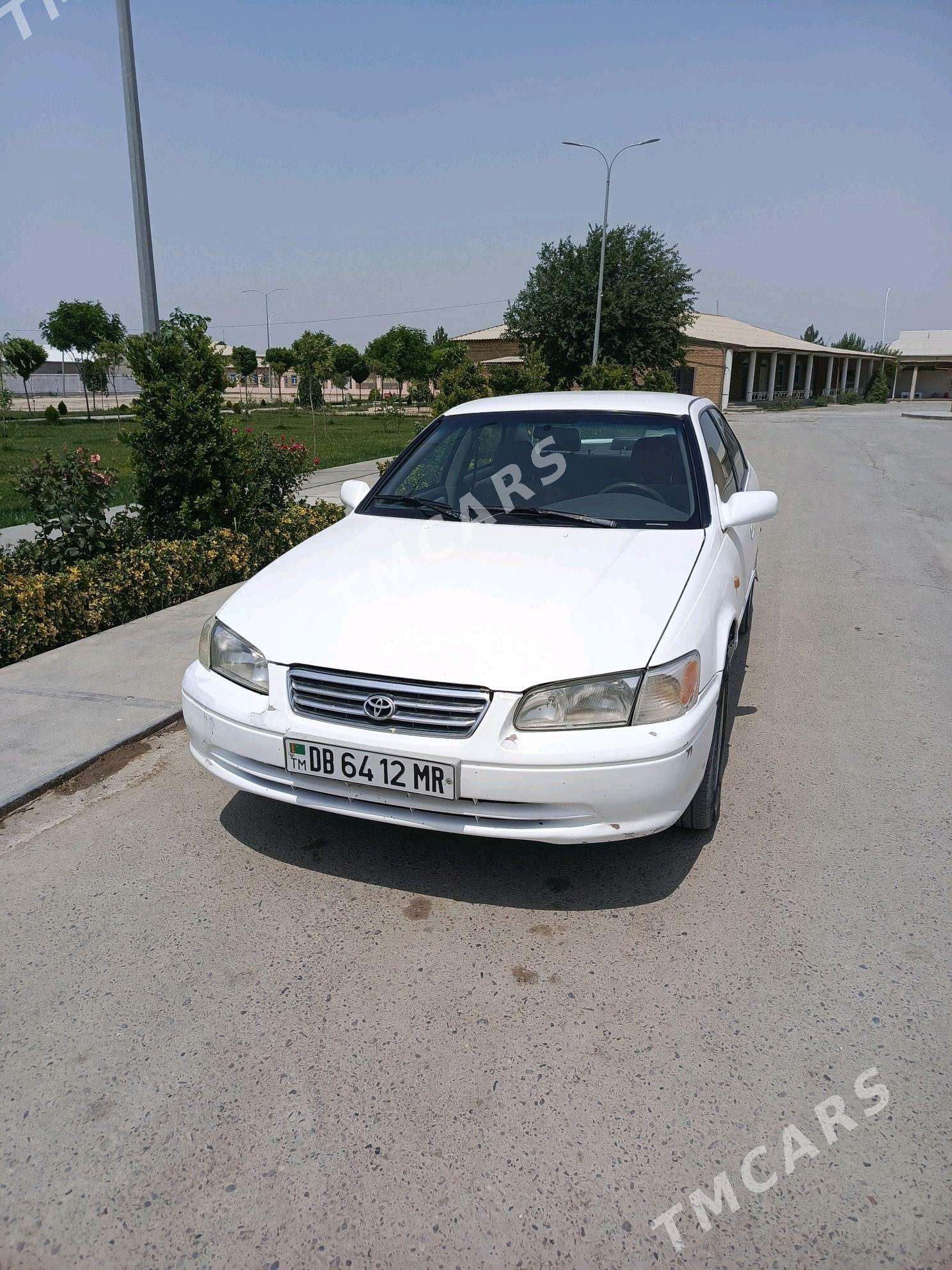 Toyota Camry 2000 - 93 000 TMT - Байрамали - img 6
