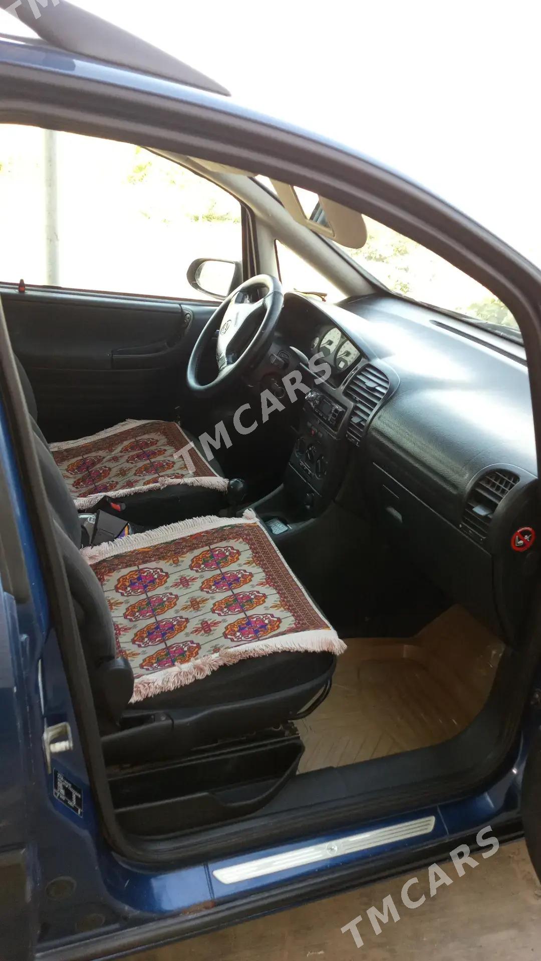 Opel Zafira 2002 - 82 000 TMT - Дашогуз - img 1