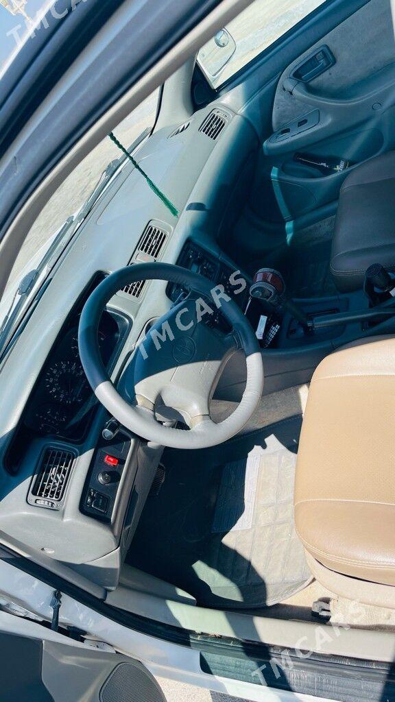 Toyota Camry 1998 - 117 000 TMT - Daşoguz - img 2