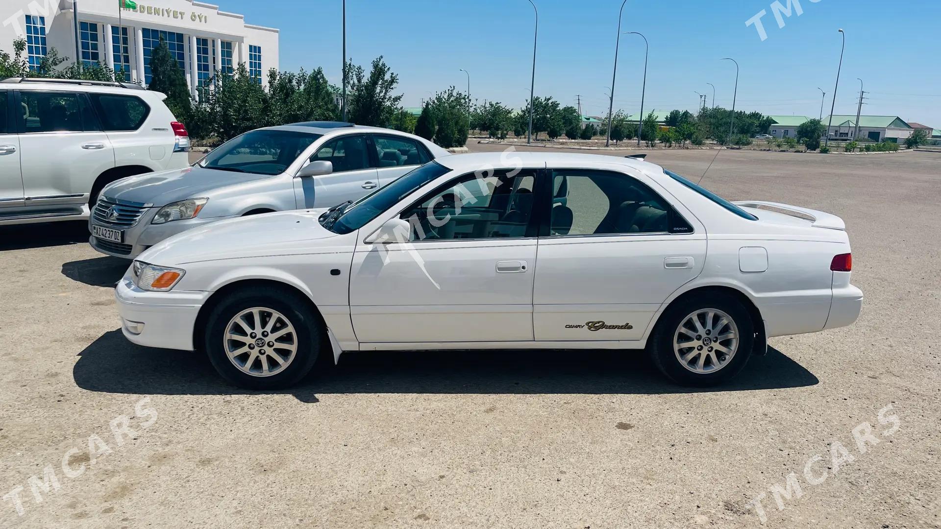 Toyota Camry 1998 - 117 000 TMT - Daşoguz - img 6
