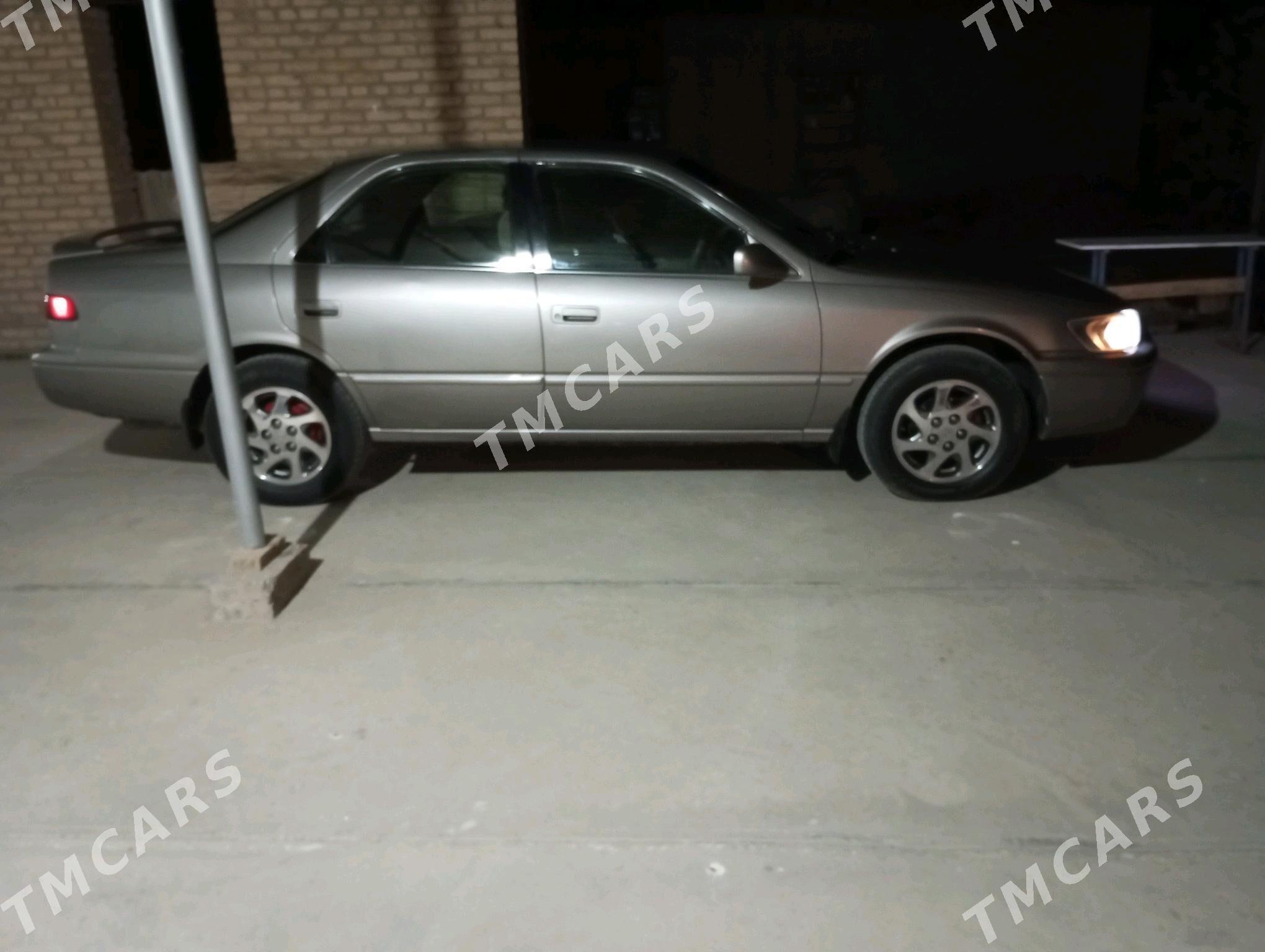 Toyota Camry 1999 - 115 000 TMT - Халач - img 7