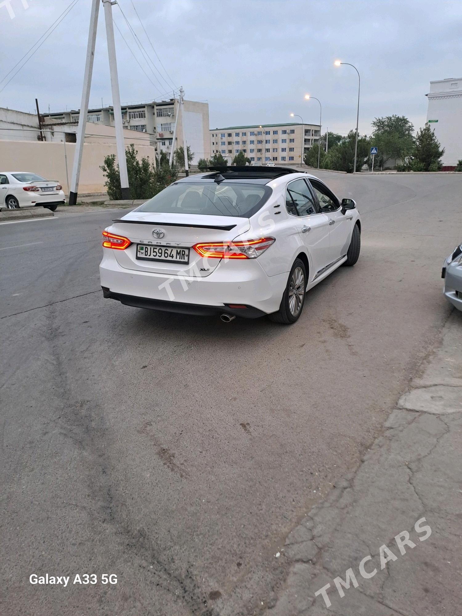 Toyota Camry 2018 - 380 000 TMT - Türkmenabat - img 3